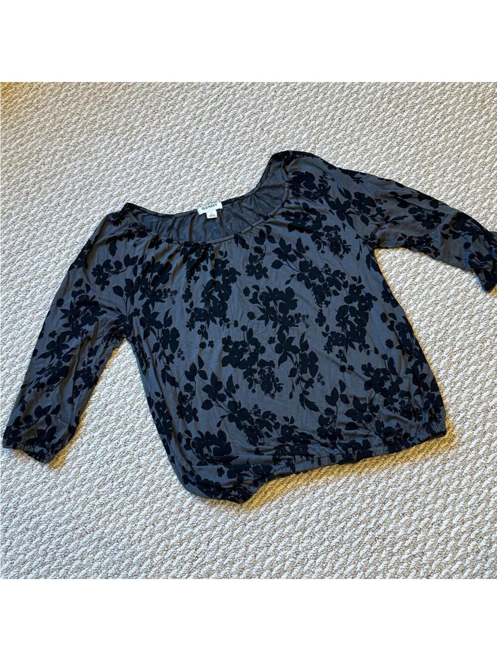 Old Navy size small